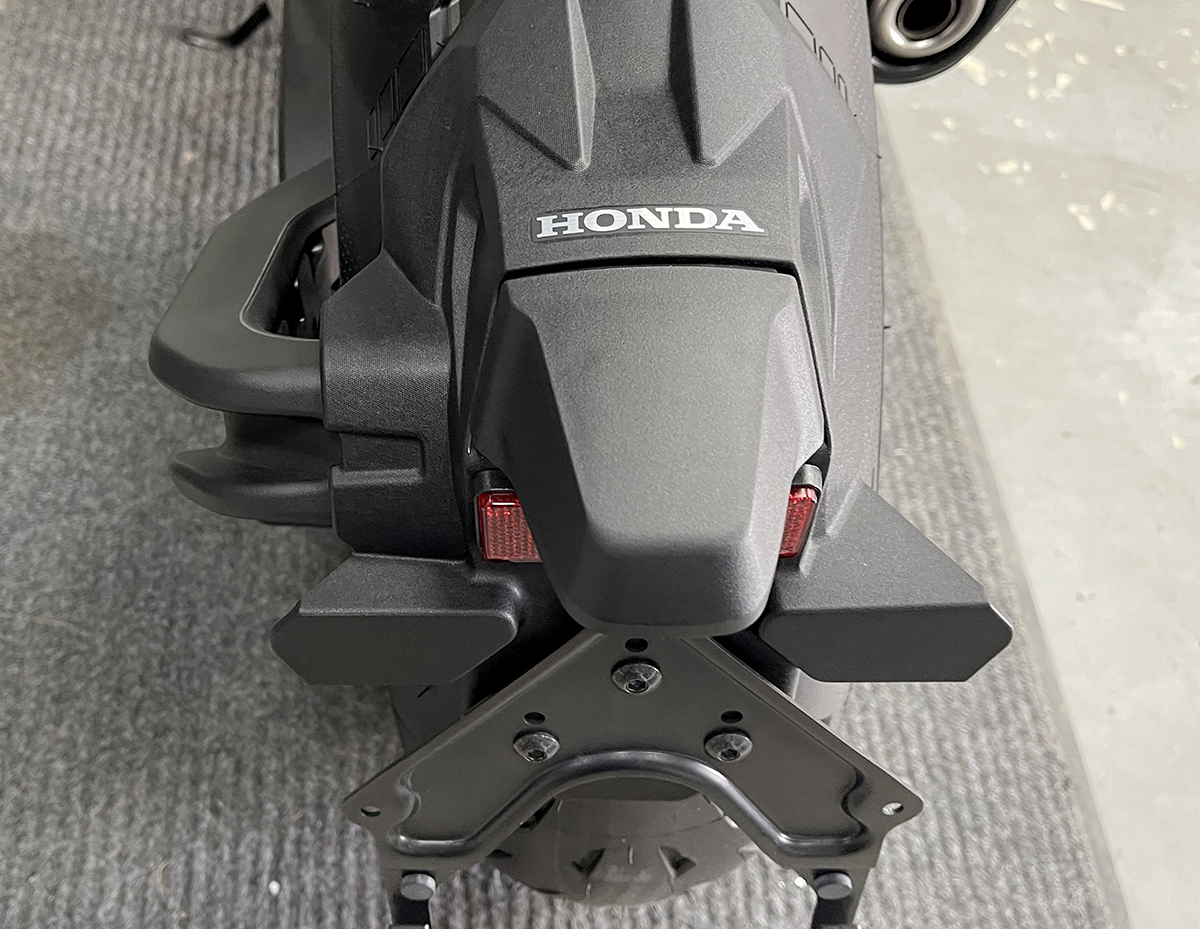 pát treo biển số Honda CB1000R 2022 